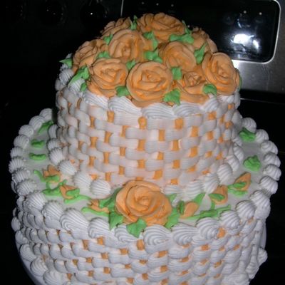 Basketweave With Peach Roses