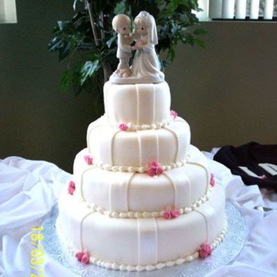 Kristen's Wedding Cake