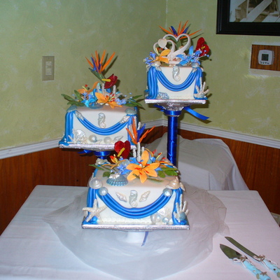 Cascade Seashells, Drape & Tropical Flowers