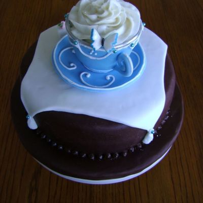 Blue Teacup Cake