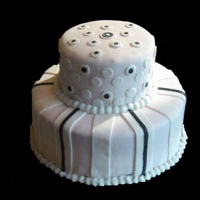 Krista Engagement Cake