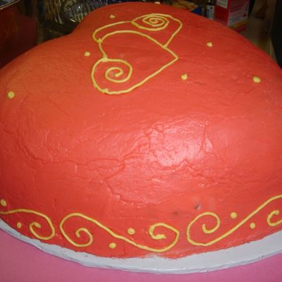 Heart Scroll Cake