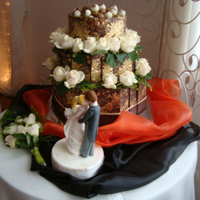 Chocolate Embossed Plaques And Collar