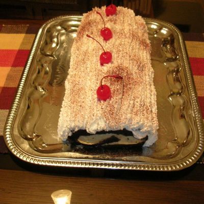 Tiramisu Chocolate Roll