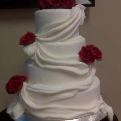Drapery Cake With Red Roses