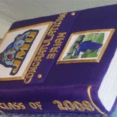 College Graduation Cake
