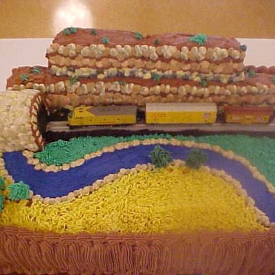 Train For Groom's Cake