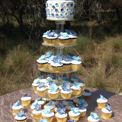 Snell's Cupcake Wedding