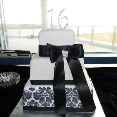 Meaghan's Sweet 16 Birthday Cake