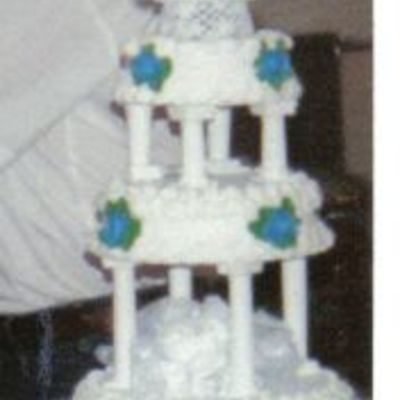 Simple Round Wedding Cake