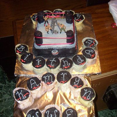 Wrestling Ring With Cupcakes