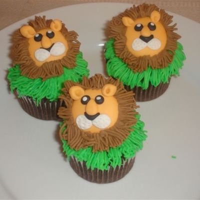 Lion Face 3D Cupcakes
