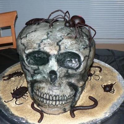 Skull With Bugs Cake..