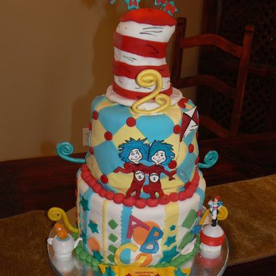 Dr. Seuss/ Cat In The Hat Cake
