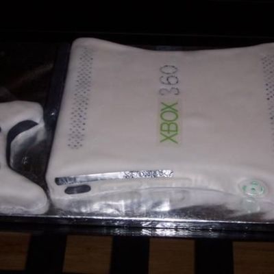 Xbox 360 Replica Cake