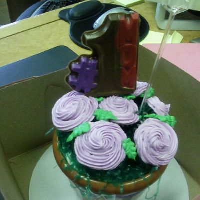 Lavender Cupcake Bouquet