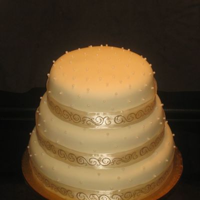 Pearl Wedding Cake