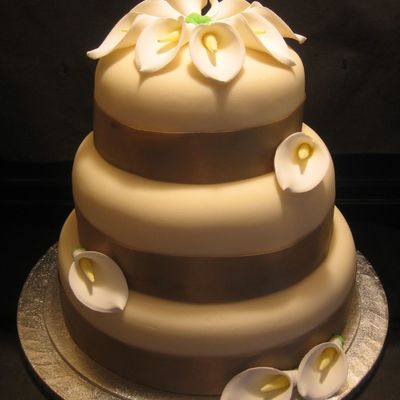 Lillies Wedding Cake