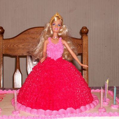 Barbie Cake