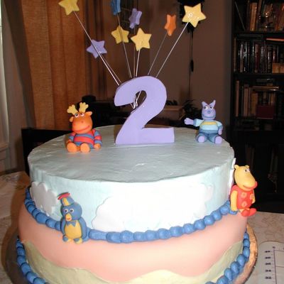 Backyardigans Cake