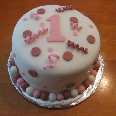 Girl's 1St Bday Cake