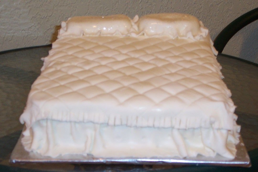 Bed Groom's Cake