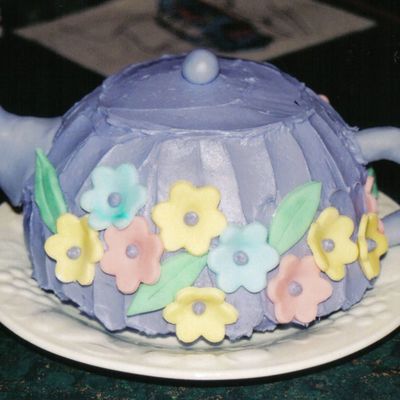Teapot Cake