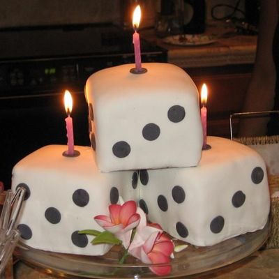 Bunco Cake