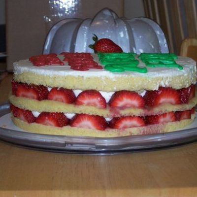 Strawberry Cream Cake--Side View