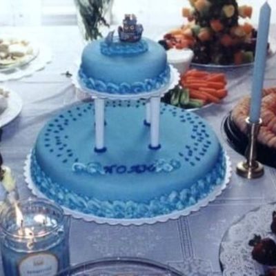 A Cake For Baby Noah..