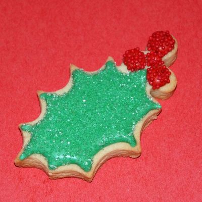Holly Leaf 08