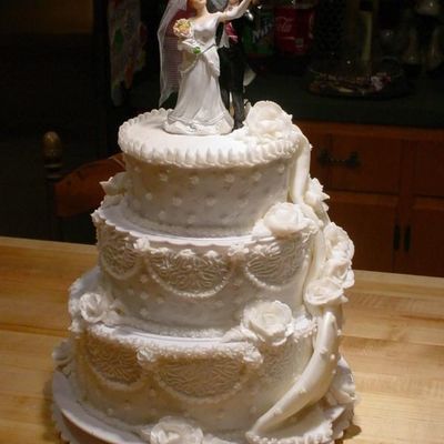 My First Wedding Cake Eeeeeeee