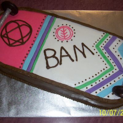 Skateboard Cake