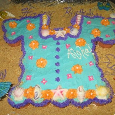 Hawaiian Cupcake Birthday Cake