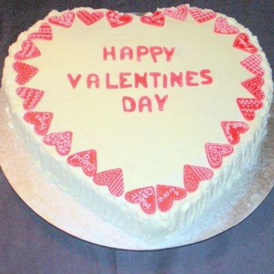 14" Valentines Cake