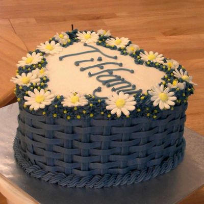 Basketweave With Daisies