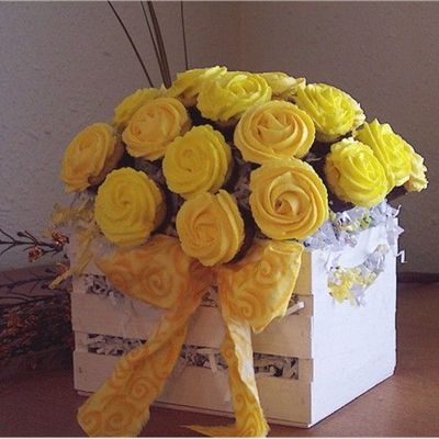 Rose Bouquet Mini-Cupcakes.