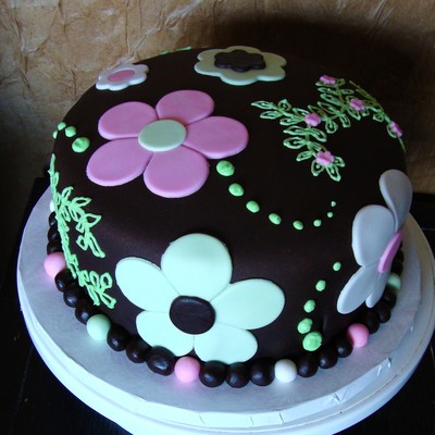 Chocolate Fondant Pink/green/white Flowers Cake