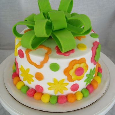 Funky Flowers & Dots Cake