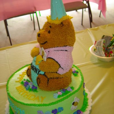 Pooh Cake - Side View
