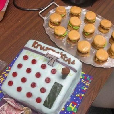 Krusty Krab Cash Register And Krabby Patties