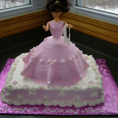 Barbie Cake