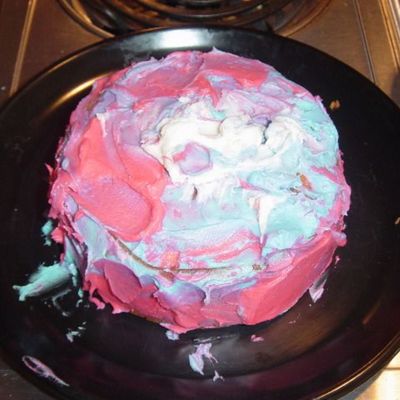 My 3-Year Old's First Cake