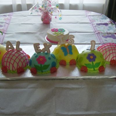 Hugs-N-Stiches Caterpillar