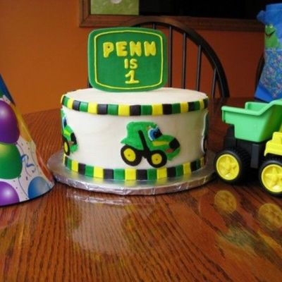 Penn's John Deere Cake