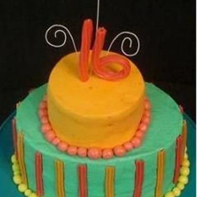 Quick Cake For A Friend's 16Th B-Day