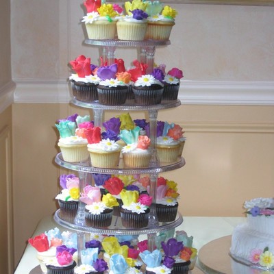 Cupcake Tree With Flowers