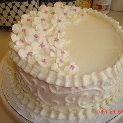 Hydrangea Swirl Cake