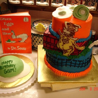 Green Eggs And Ham & Egg Smash Cake
