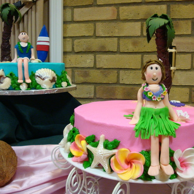 Boy & Girl Hawaiian Cakes